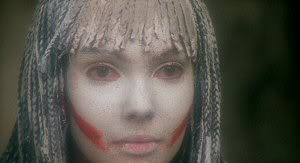 Gioia Scola, la indígena (i l'escena) que ens remet a "En busca del fuego".